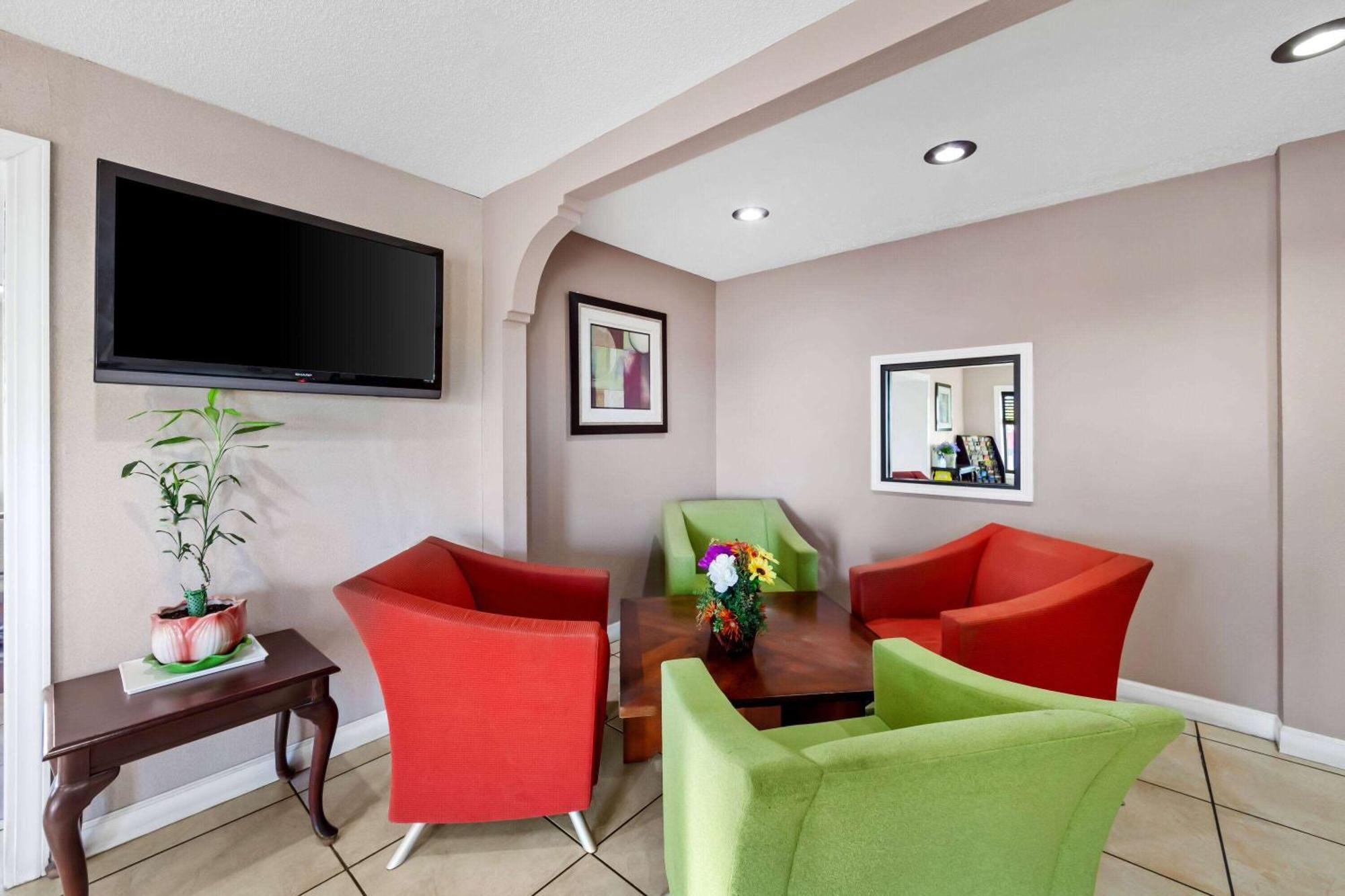 Days Inn By Wyndham Brownsville Buitenkant foto