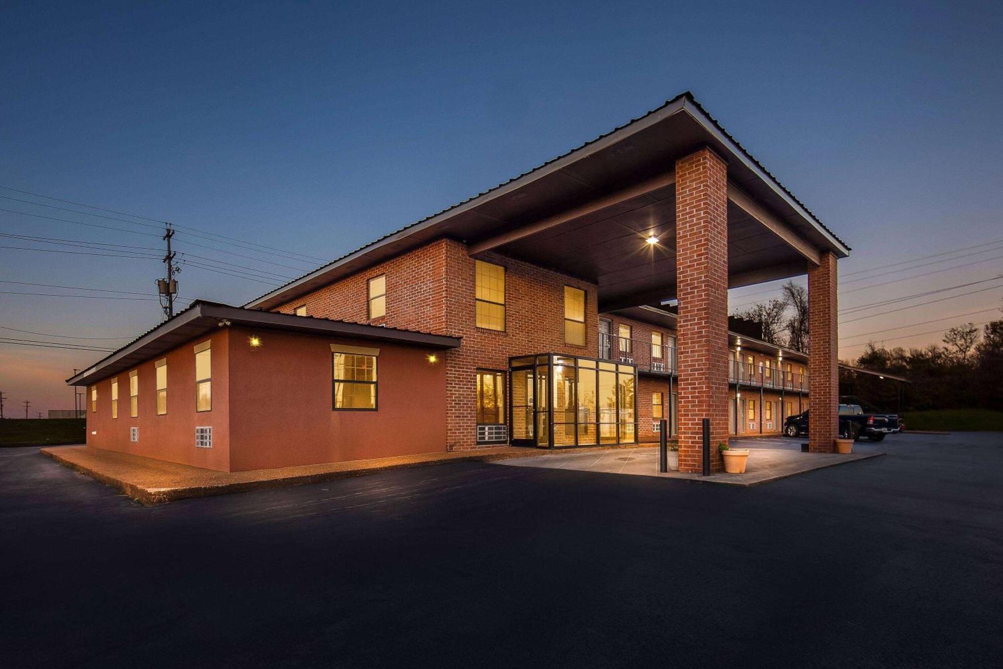Days Inn By Wyndham Brownsville Buitenkant foto