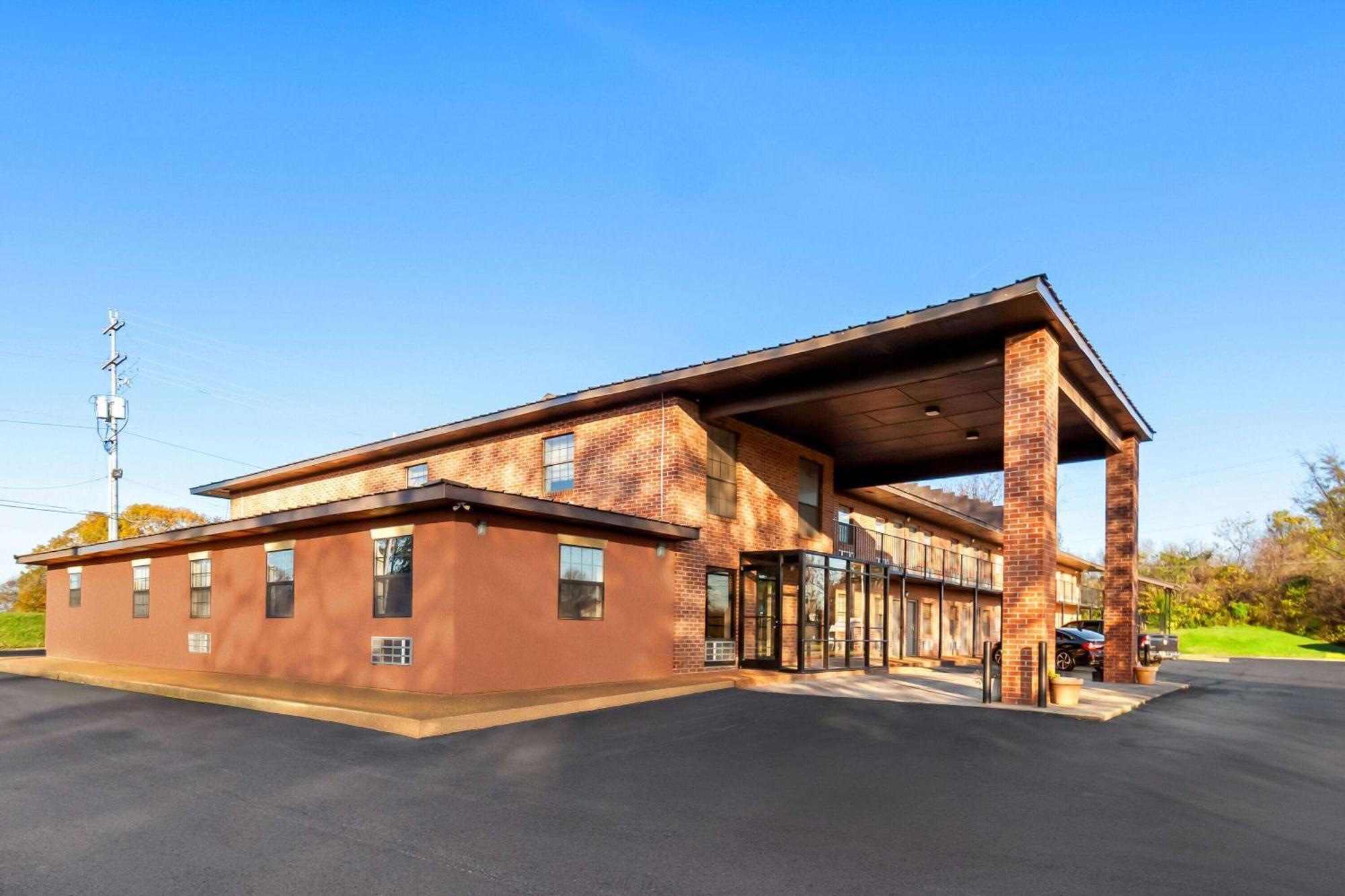 Days Inn By Wyndham Brownsville Buitenkant foto