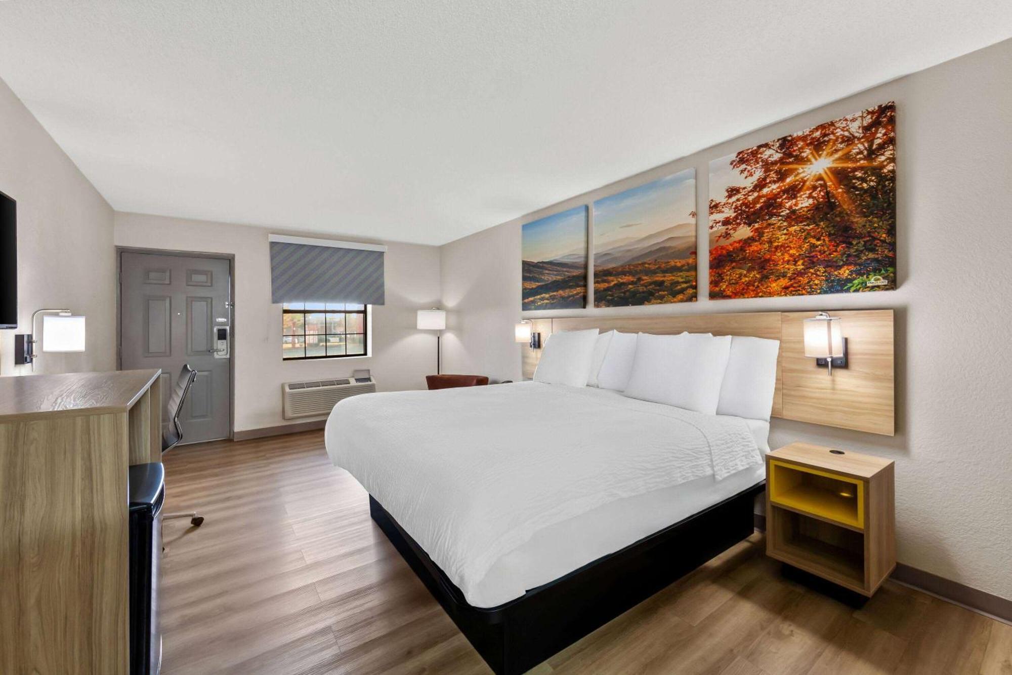 Days Inn By Wyndham Brownsville Buitenkant foto