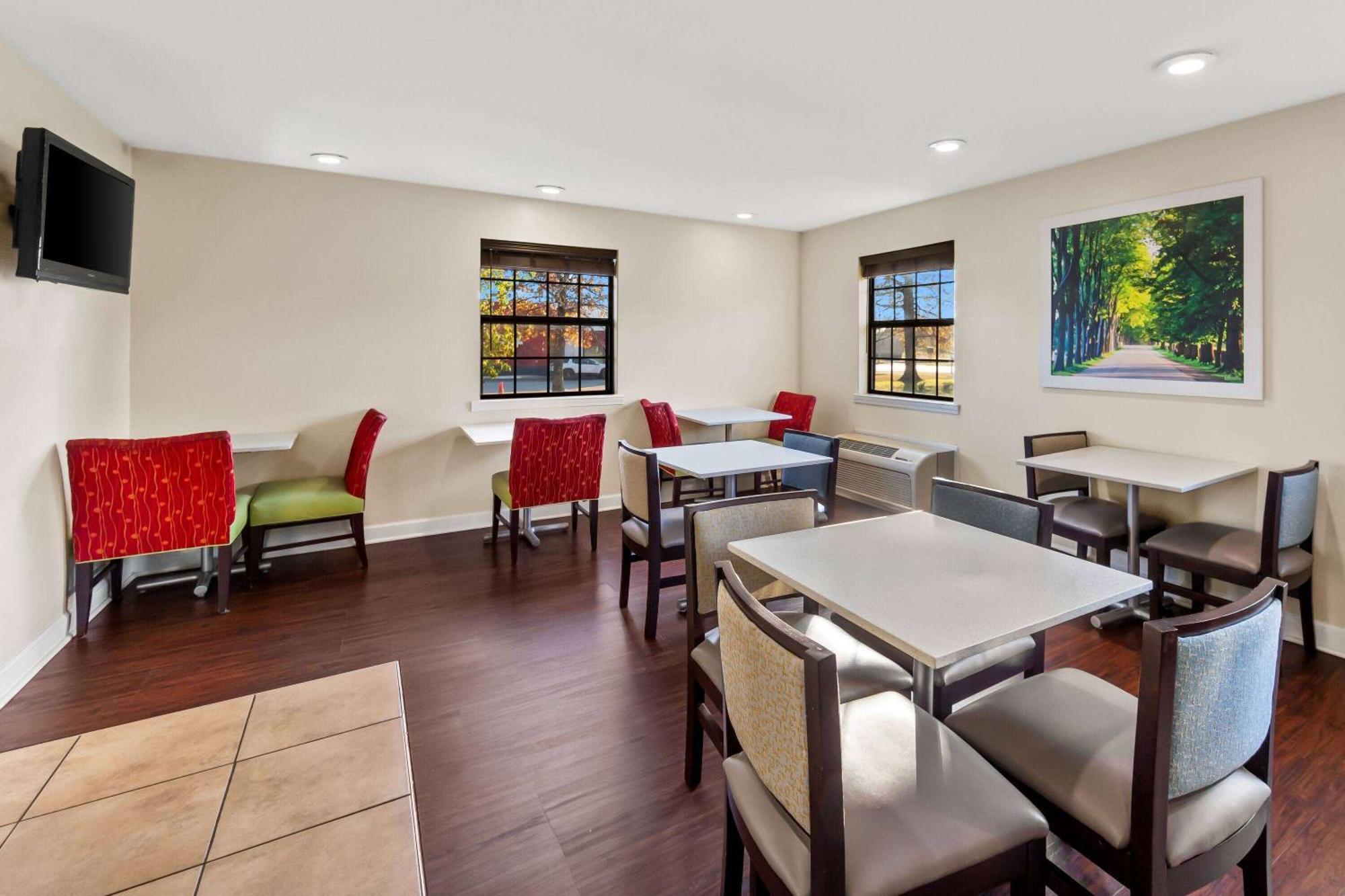 Days Inn By Wyndham Brownsville Buitenkant foto